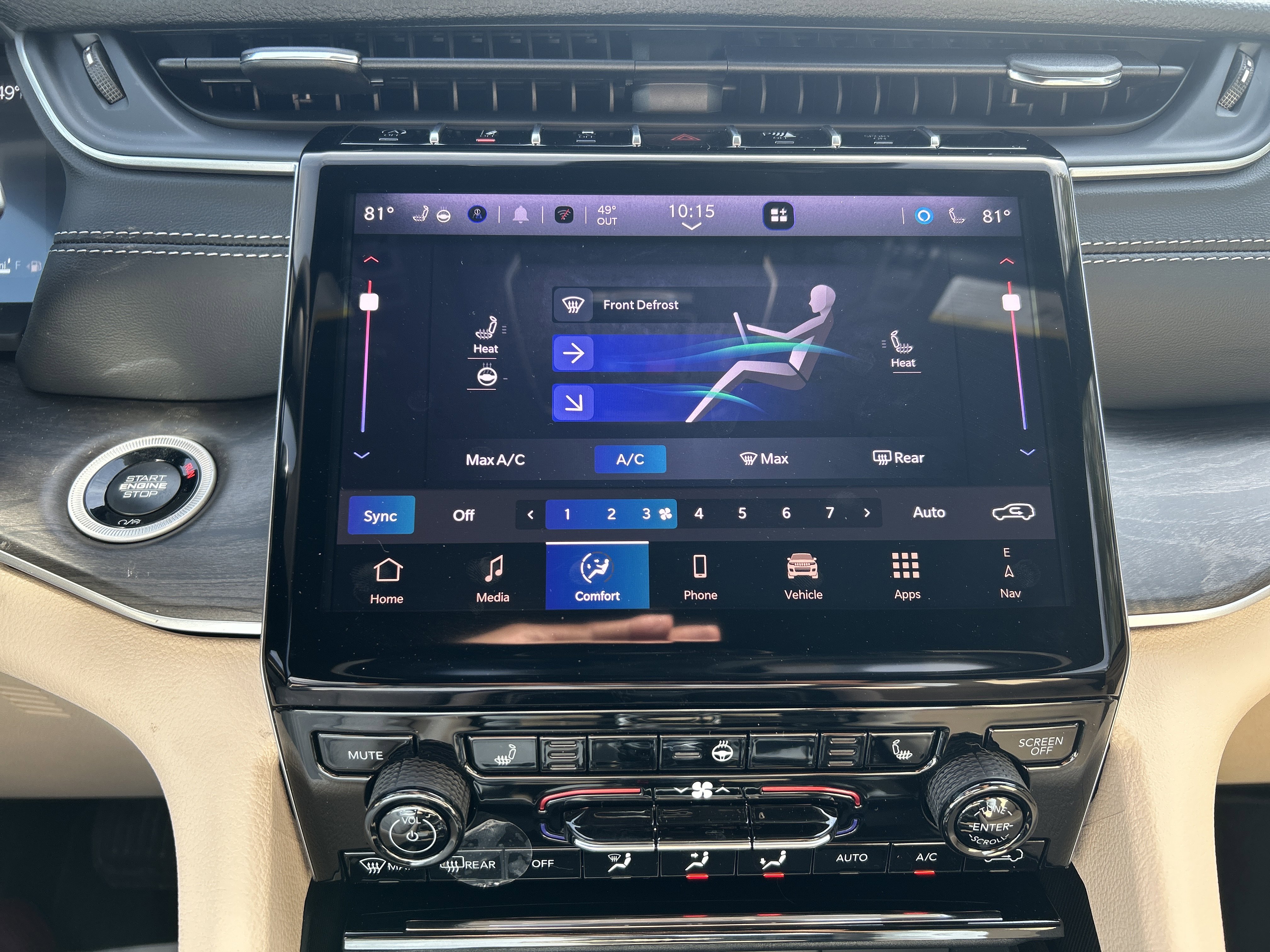 New 2025 Jeep Grand Cherokee Limited w/ Black Appearance Package image 31