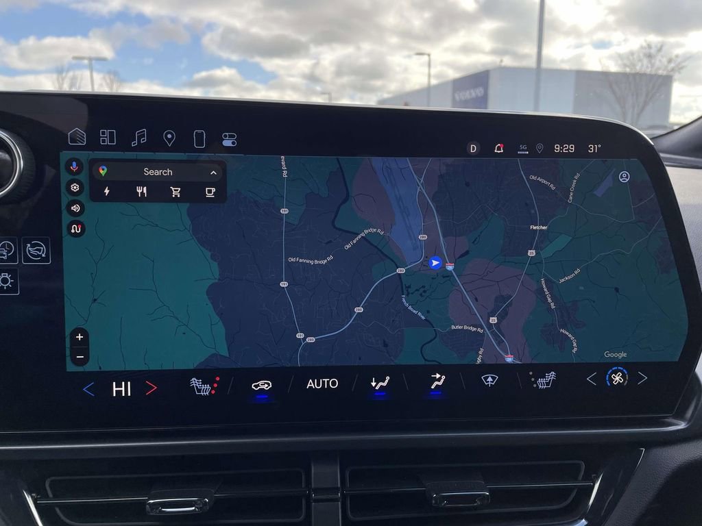 Used 2024 Chevrolet Equinox EV RS image 16