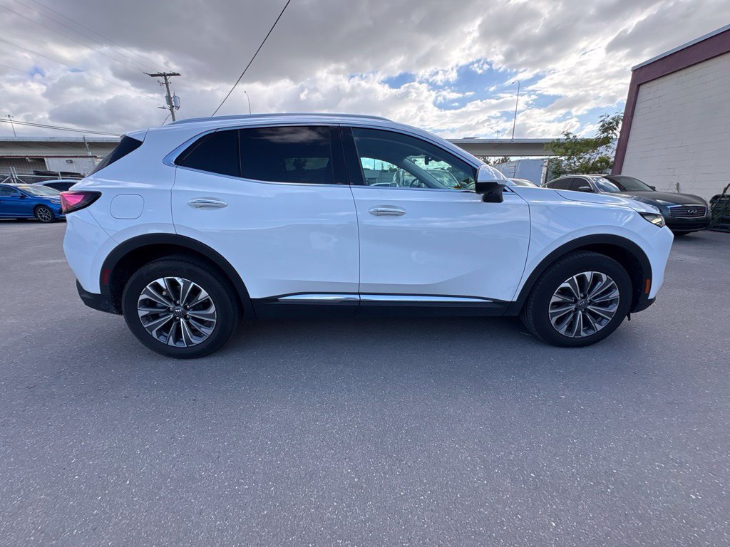 Used 2024 Buick Envision Preferred AWD/4WD image 2