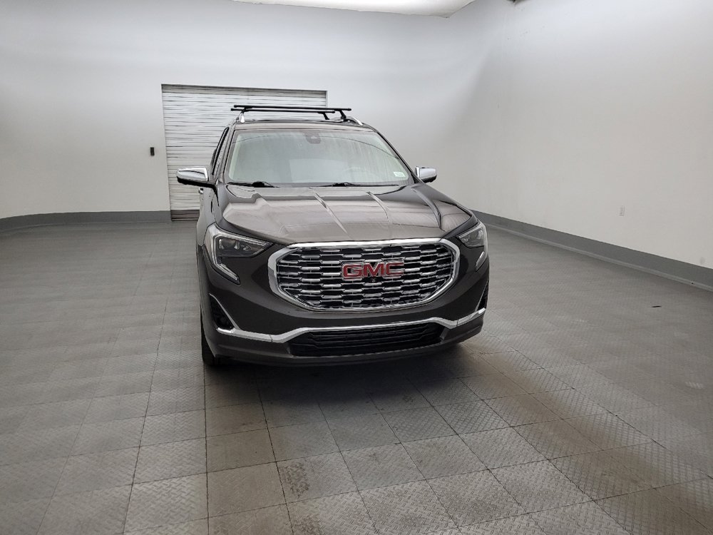 Used 2020 GMC Terrain Denali w/ Denali Premium Package FWD image 14