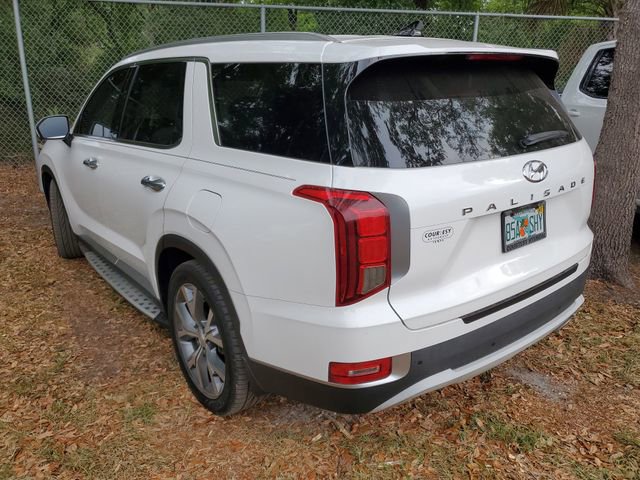 Used 2021 Hyundai Palisade SEL w/ Premium Package FWD image 3