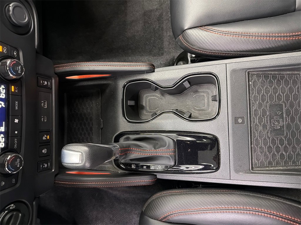 Used 2023 Nissan Frontier PRO-4X w/ Pro-4X Premium Package image 32