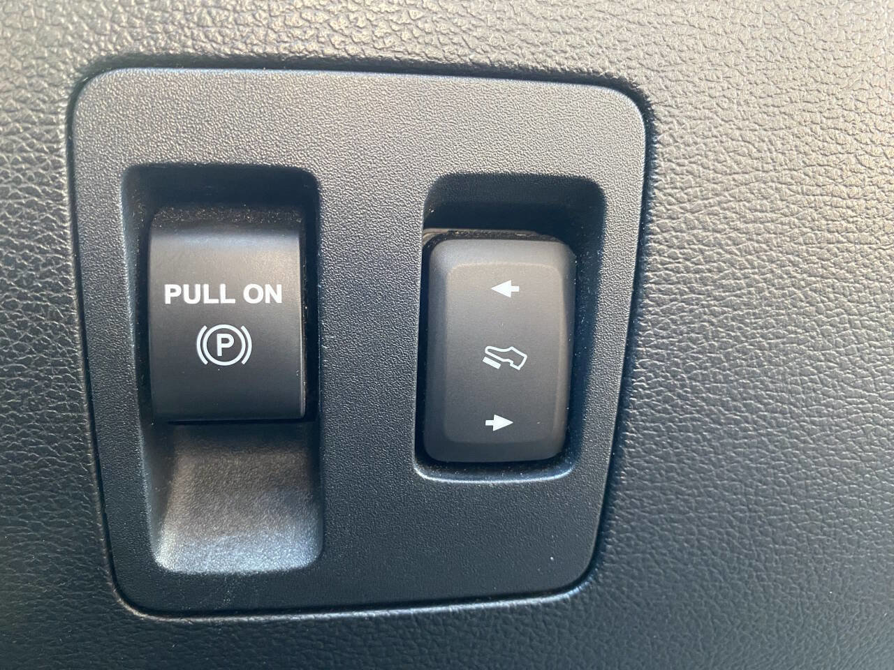 Used 2020 Ford F150 Platinum image 47