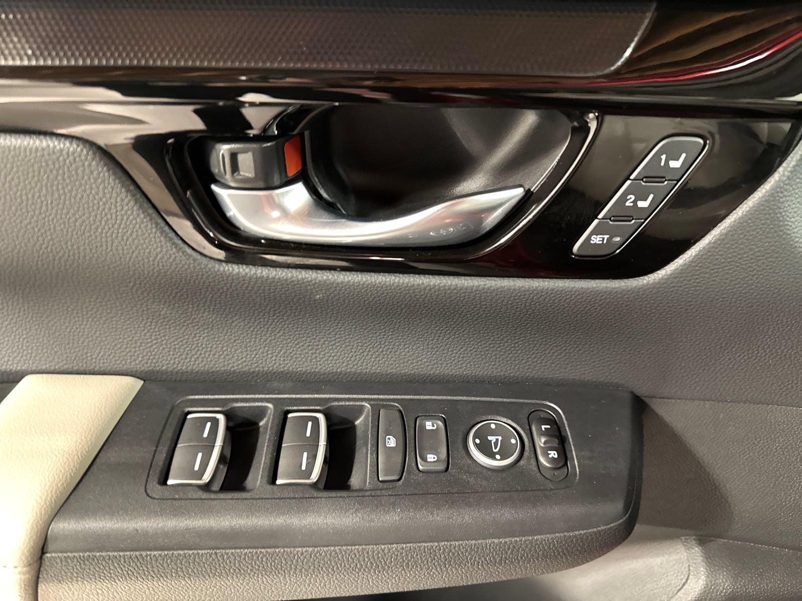 Certified 2024 Honda CR-V EX-L image 19