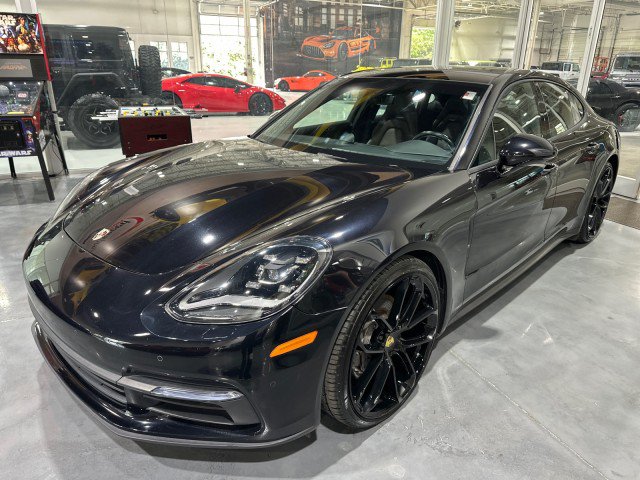 Used 2018 Porsche Panamera 4 AWD/4WD image 1