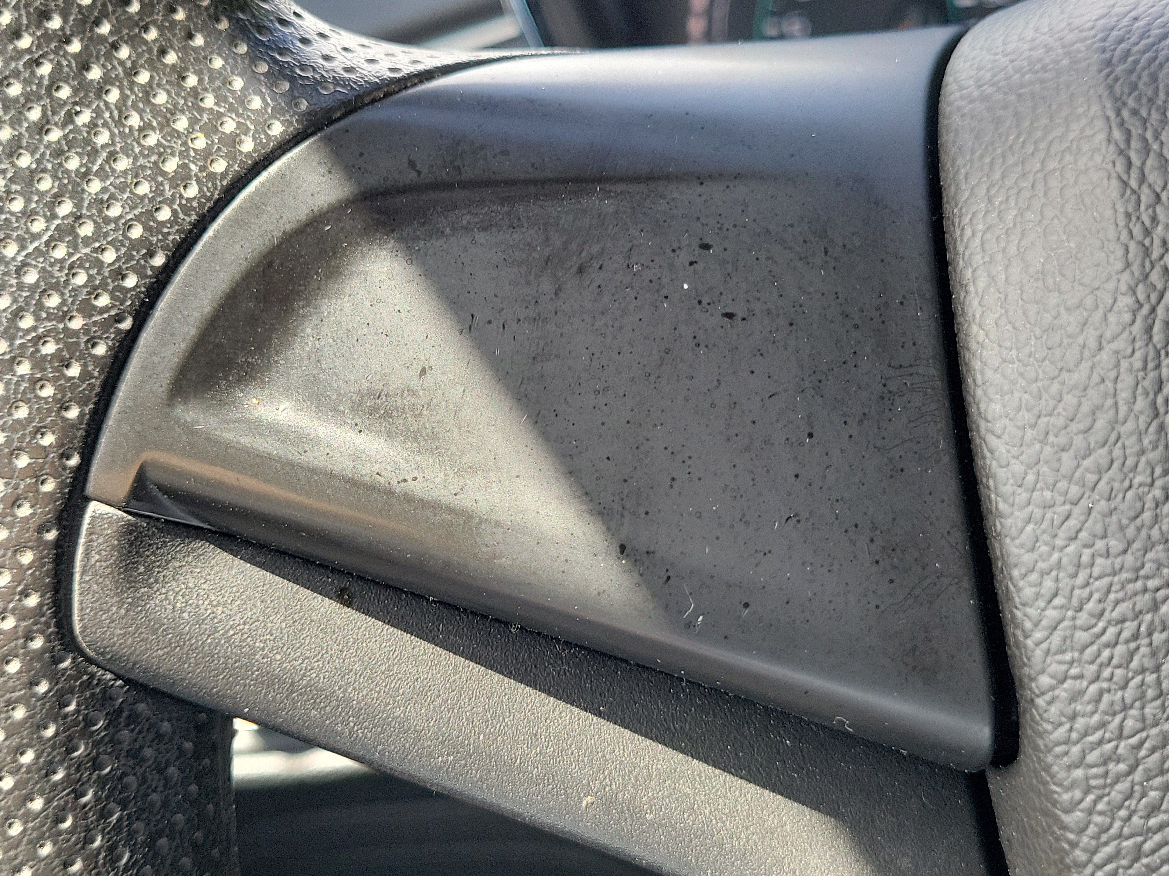 Used 2020 Chevrolet Trax LS FWD image 23