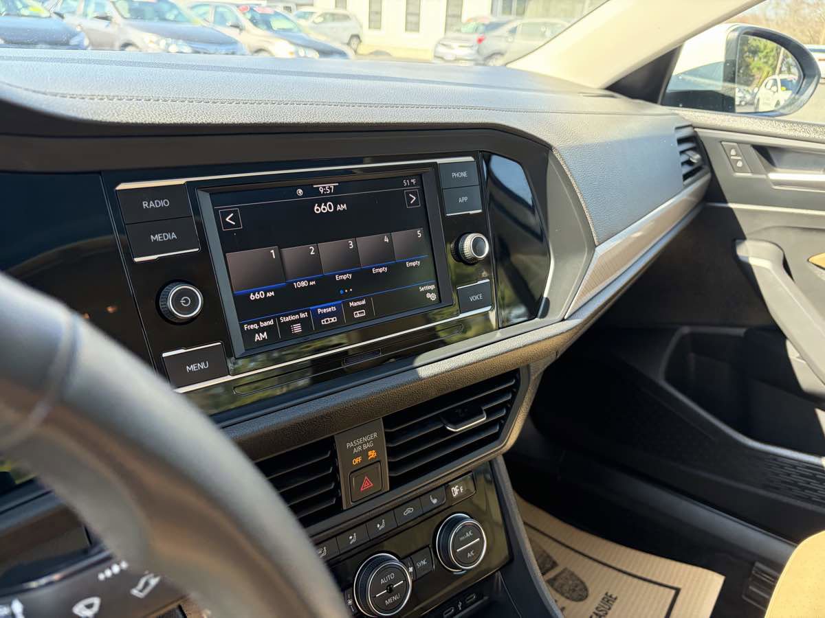 Used 2020 Volkswagen Jetta S FWD image 12