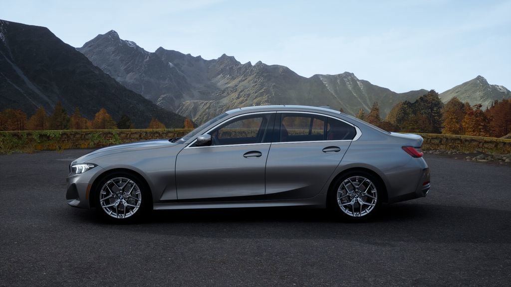 Used 2025 BMW 330i Sedan w/ Premium Package image 32