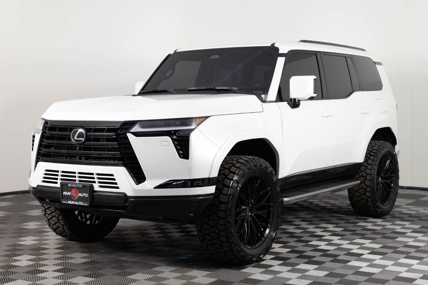 Used 2025 Lexus GX 550 w/ Cold Area Package AWD/4WD image 2