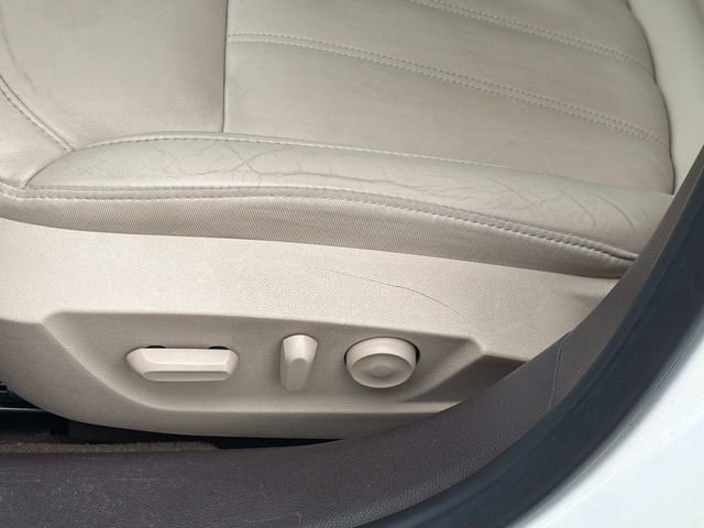 Used 2013 Buick Regal Leather image 21
