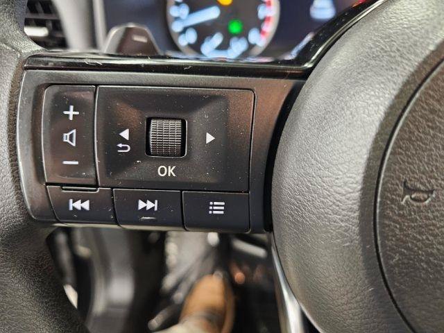 Used 2021 Nissan Rogue SV FWD image 13