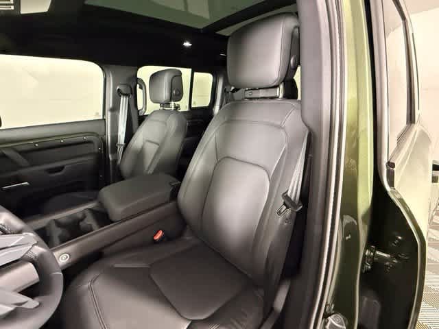 New 2026 Land Rover Defender 110 X-Dynamic SE AWD/4WD image 6