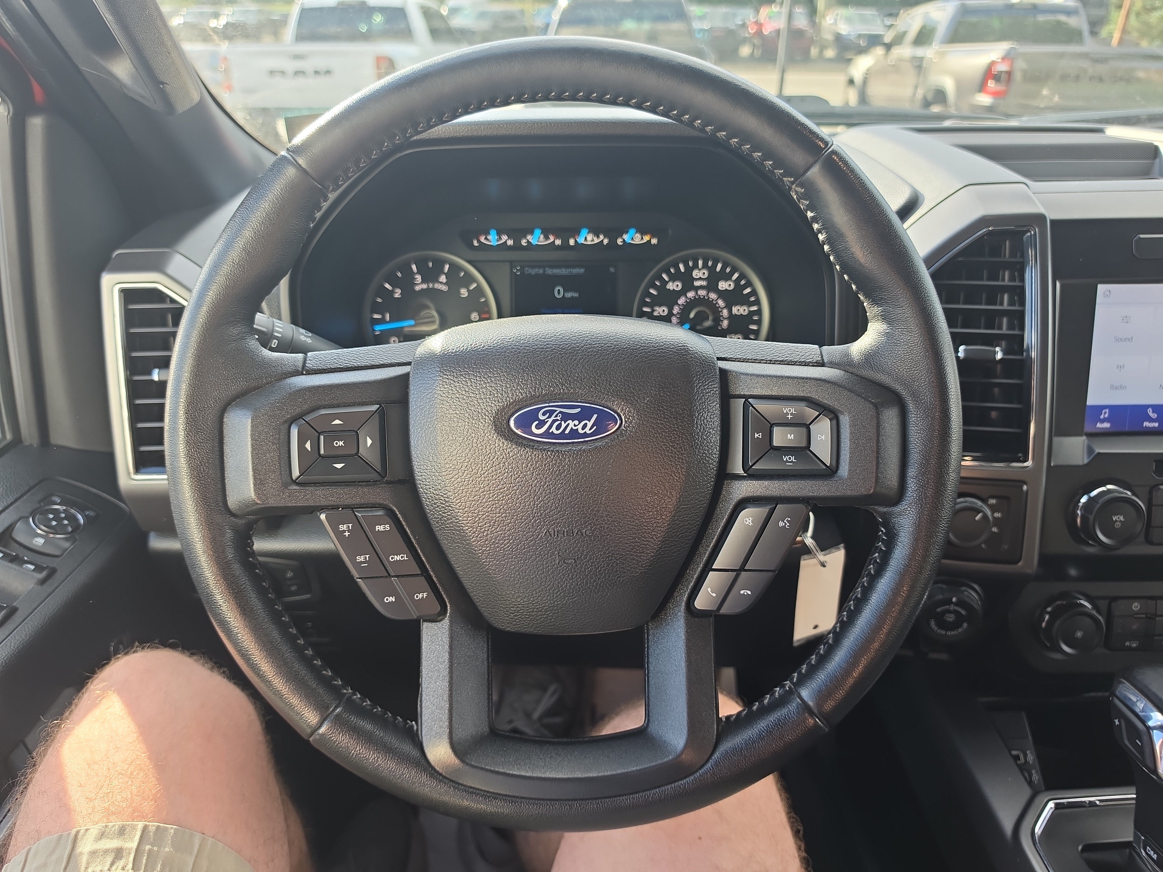 Used 2019 Ford F150 XLT w/ Equipment Group 302A Luxury AWD/4WD image 19