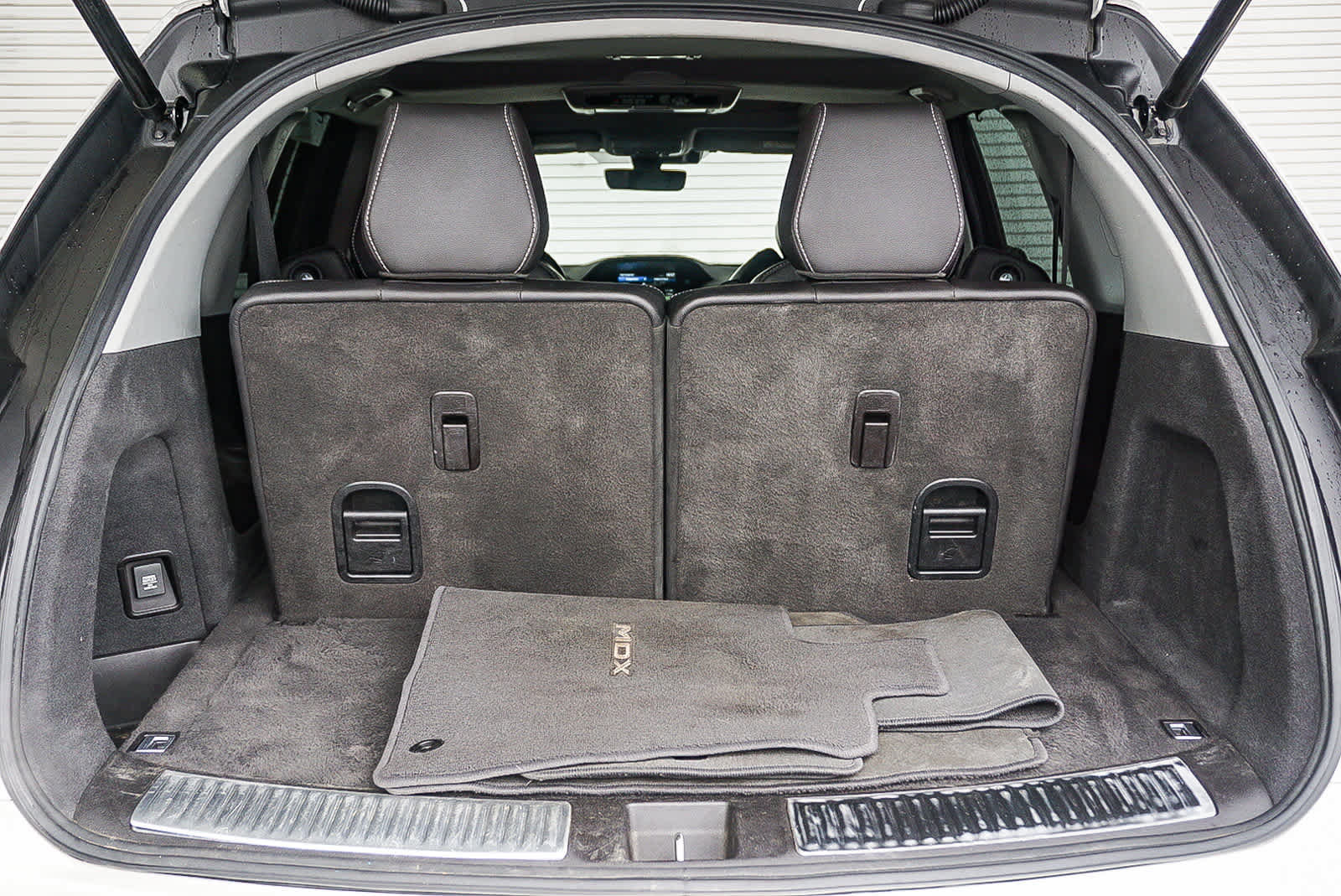 Used 2019 Acura MDX w/Technology/Entertainment Pkg image 24