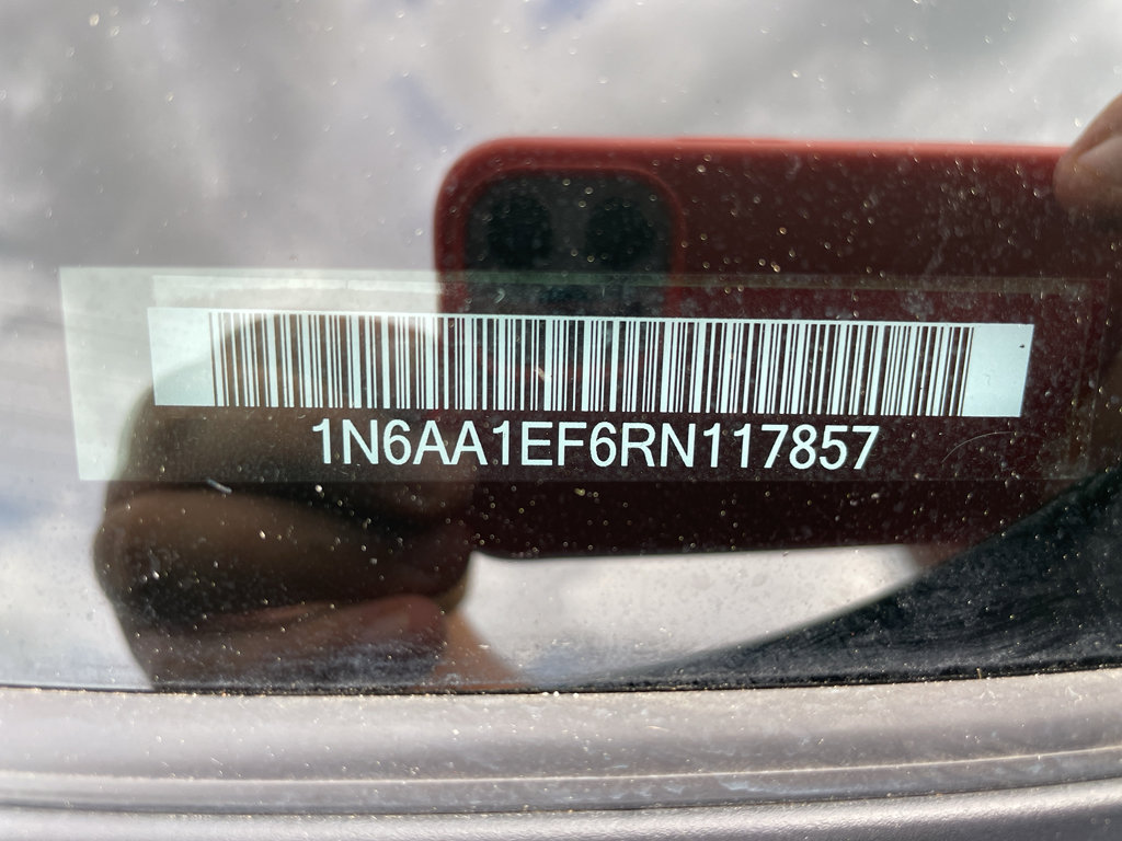 Used 2024 Nissan Titan SV w/ SV Bronze Edition Package image 19