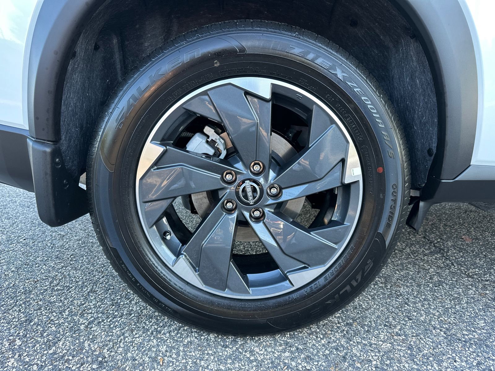 New 2026 Nissan Rogue SV image 17