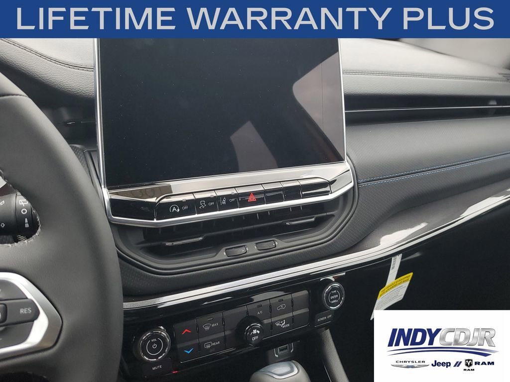 New 2026 Jeep Compass Latitude AWD/4WD image 25