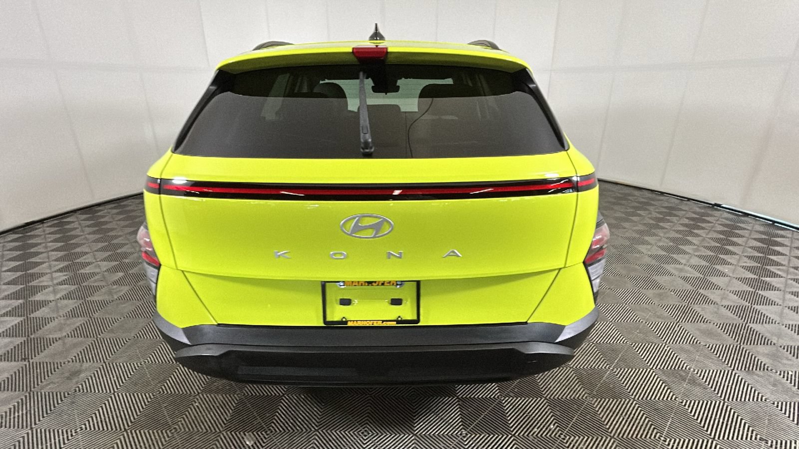 Used 2024 Hyundai Kona SEL FWD image 4