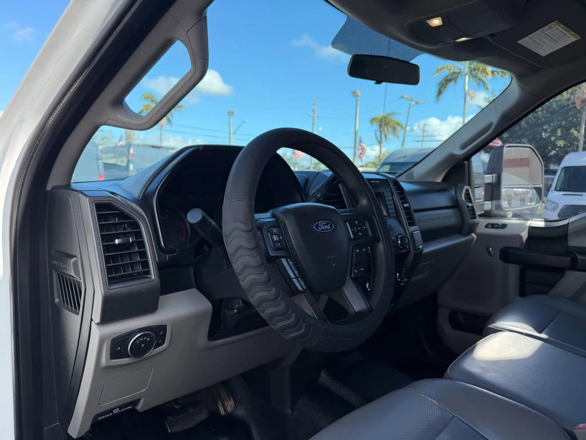 Used 2018 Ford F350 XL w/ Power Equipment Group image 11