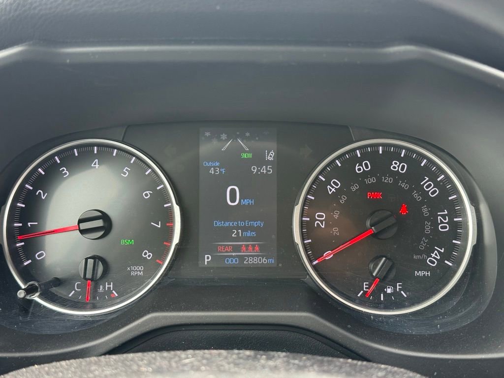 Used 2022 Toyota RAV4 XLE image 26