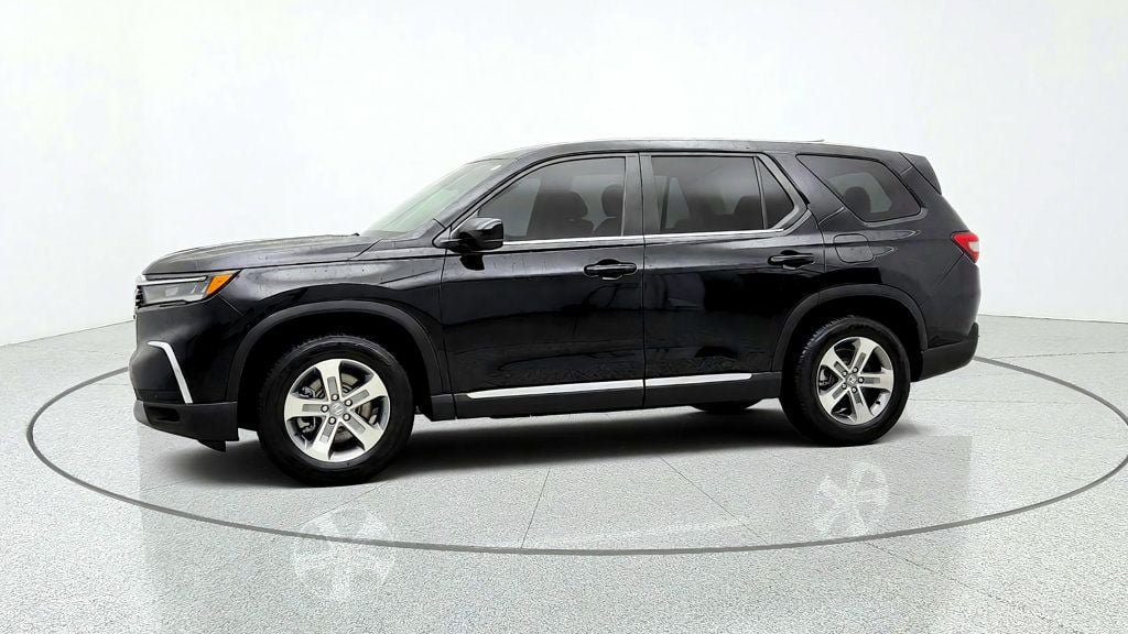 Used 2023 Honda Pilot EX-L image 8
