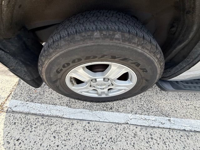 Used 2017 Toyota Sequoia SR5 AWD/4WD image 24