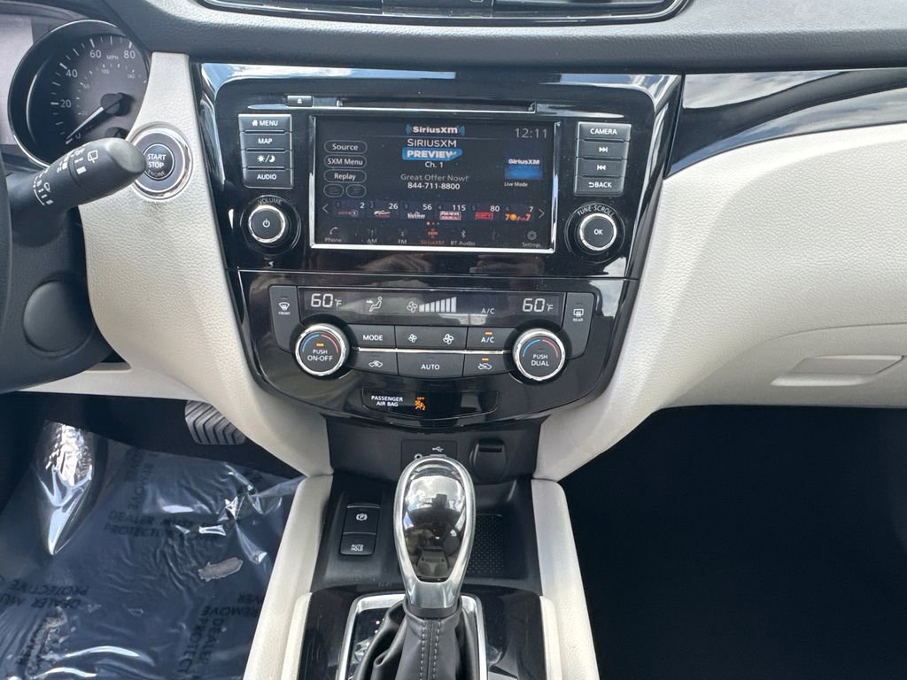 Used 2022 Nissan Rogue Sport SL image 28