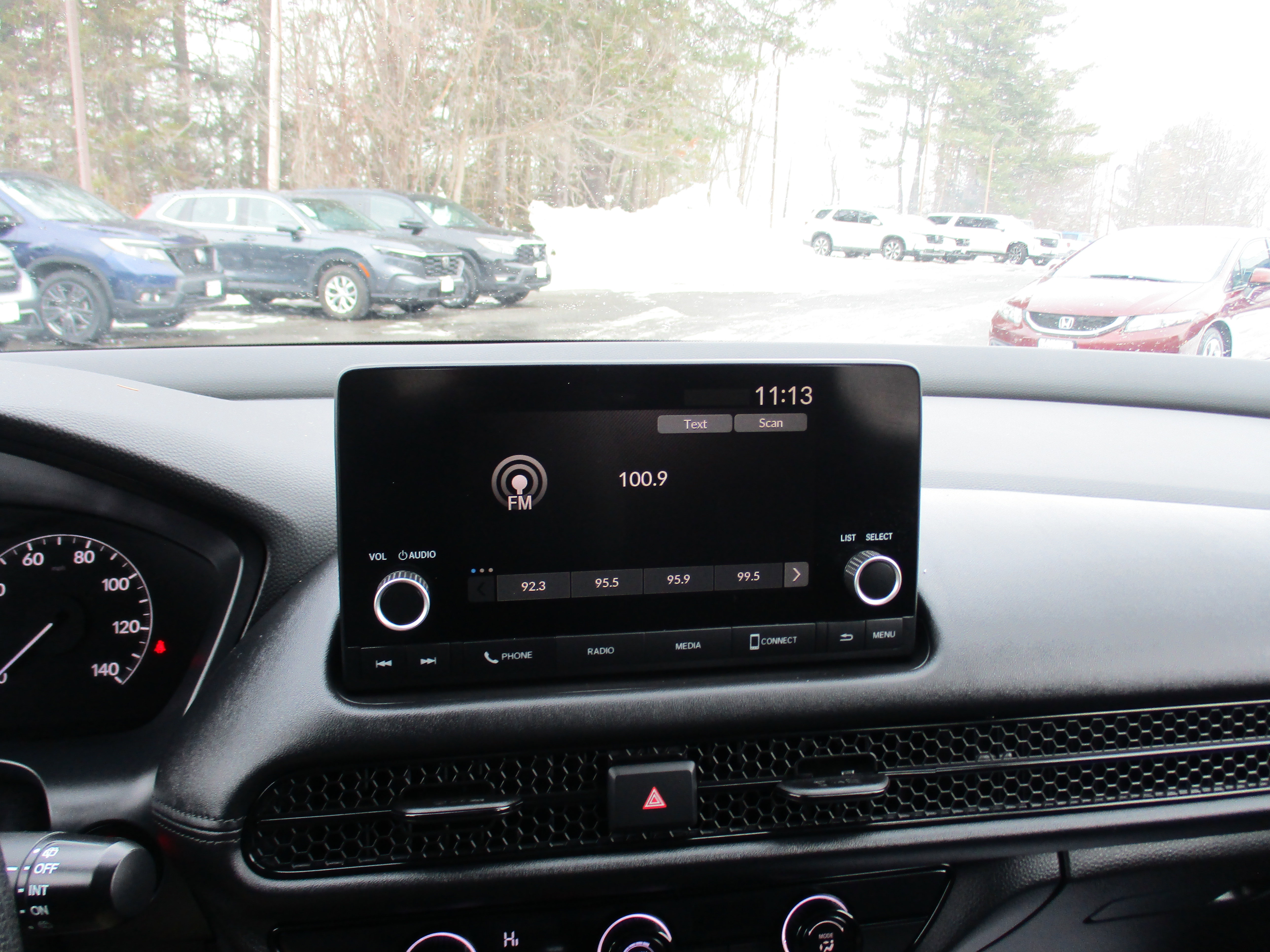 Certified 2023 Honda HR-V LX image 15