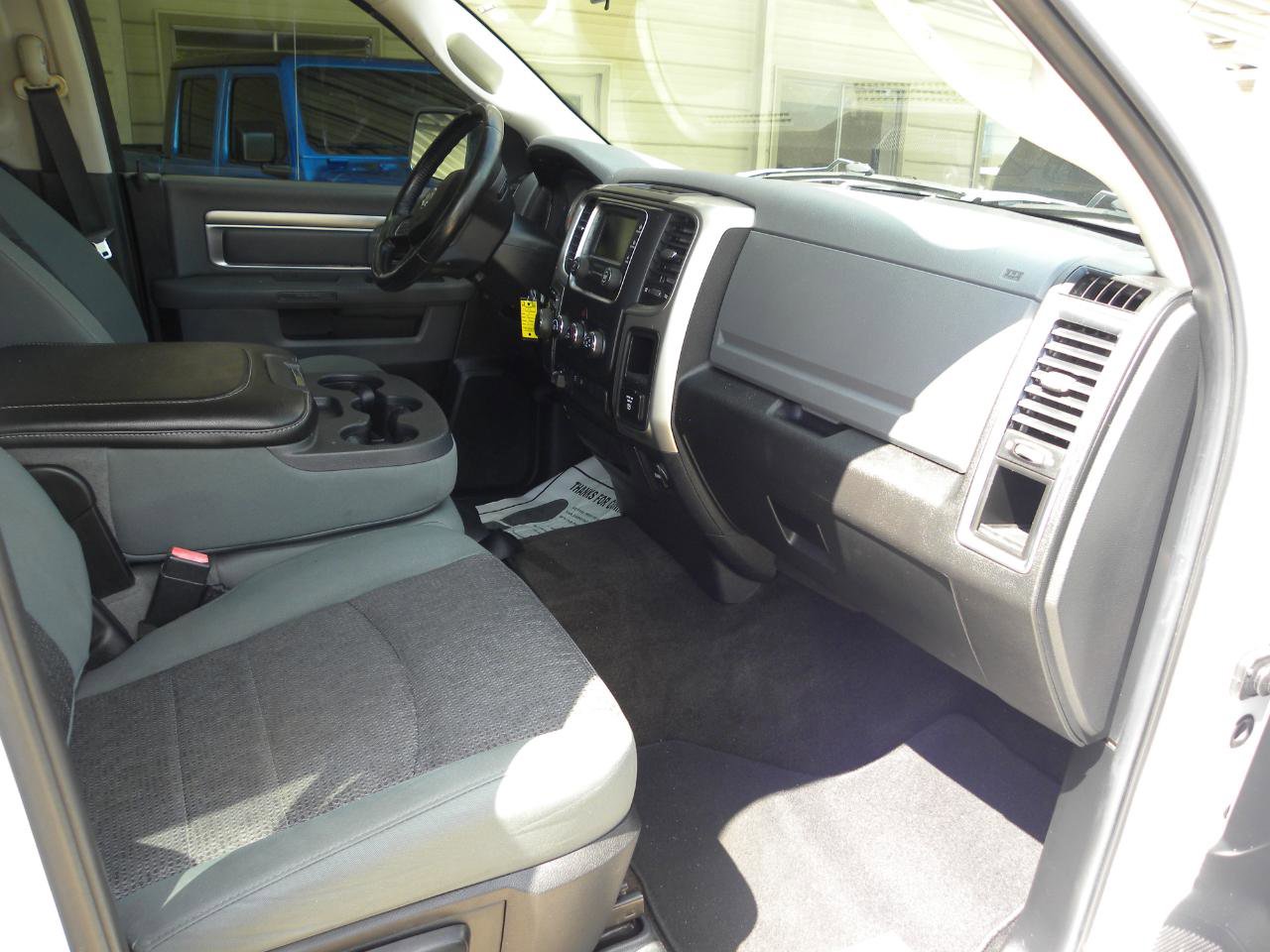 Used 2014 RAM 1500 Big Horn RWD image 15