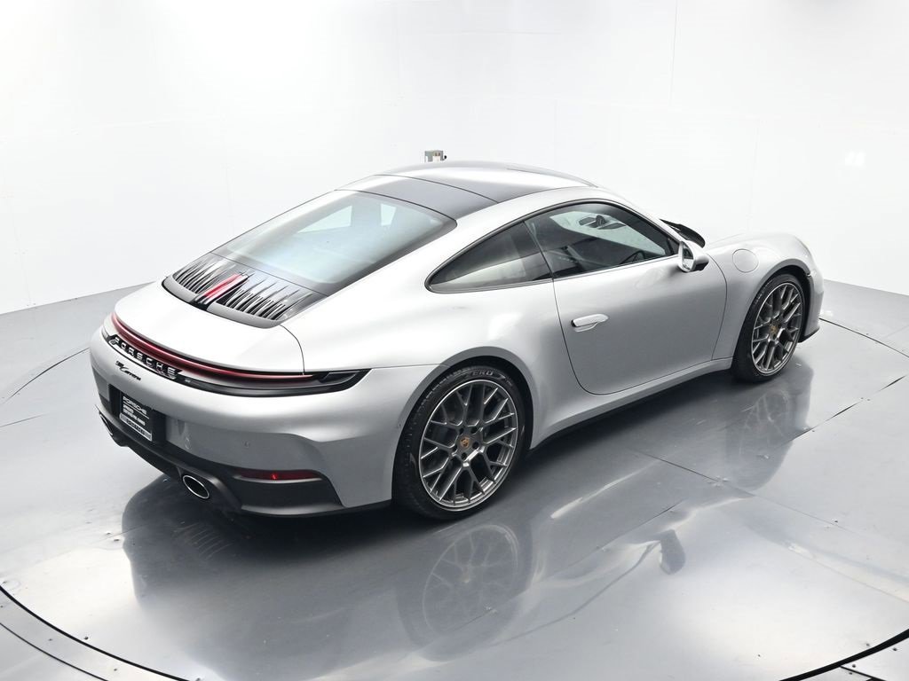Certified 2025 Porsche 911 Carrera image 34