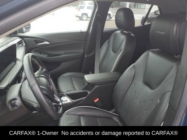 Used 2024 Buick Encore GX Avenir w/ Avenir Technology Package image 7
