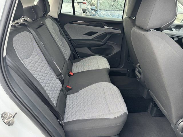 Used 2025 Volkswagen Tiguan S AWD/4WD image 32