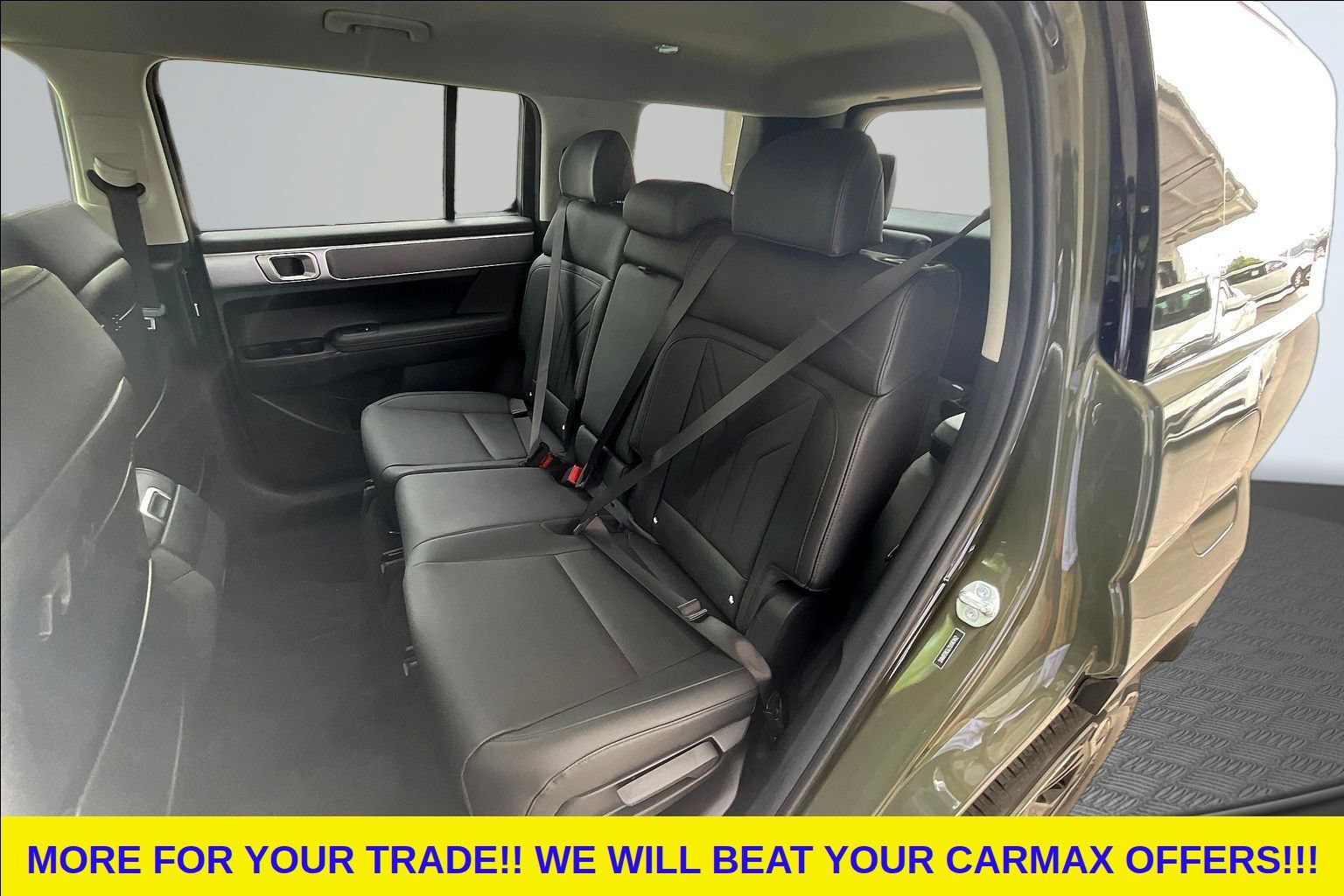 Used 2025 Hyundai Santa Fe SEL FWD image 24