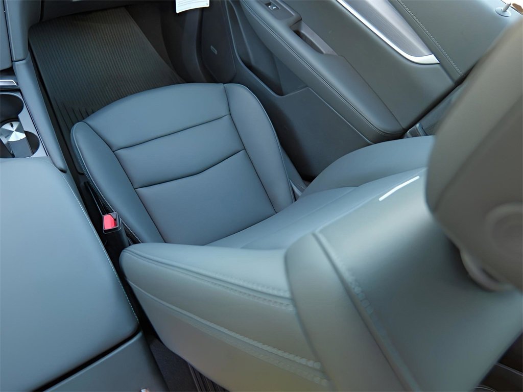 New 2025 Cadillac XT6 Luxury image 27