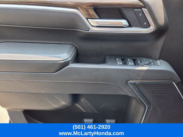 Used 2025 Chevrolet Silverado 1500 LT AWD/4WD image 31