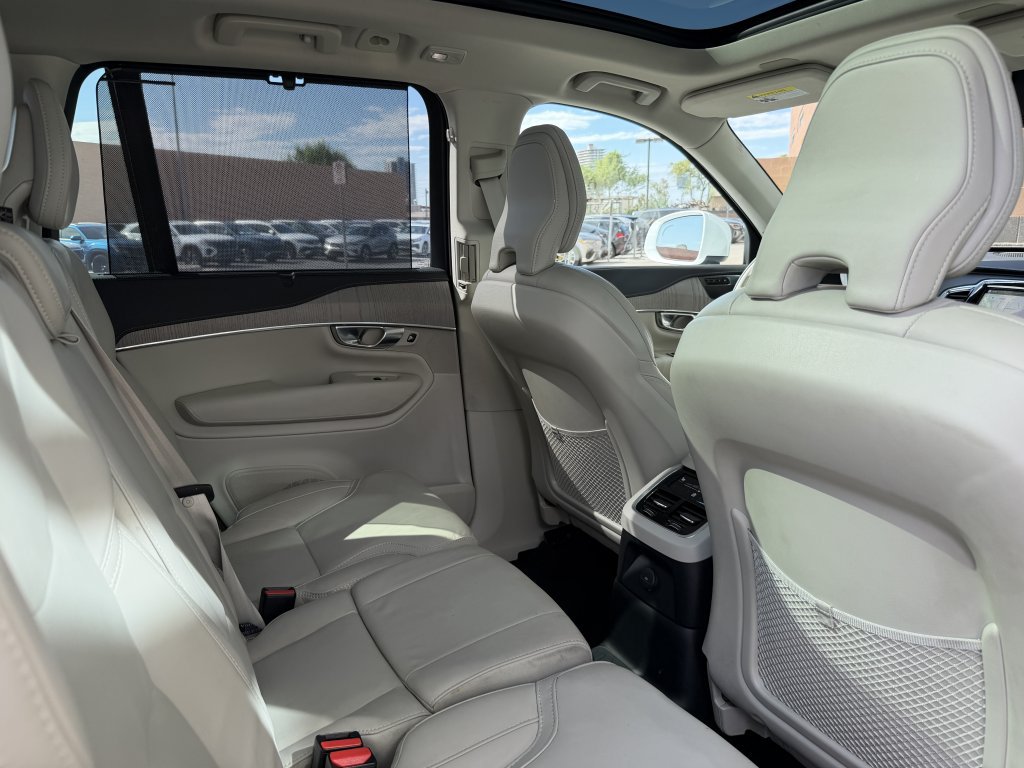 Used 2024 Volvo XC90 T8 Ultimate w/ Protection Package Premier AWD/4WD image 41