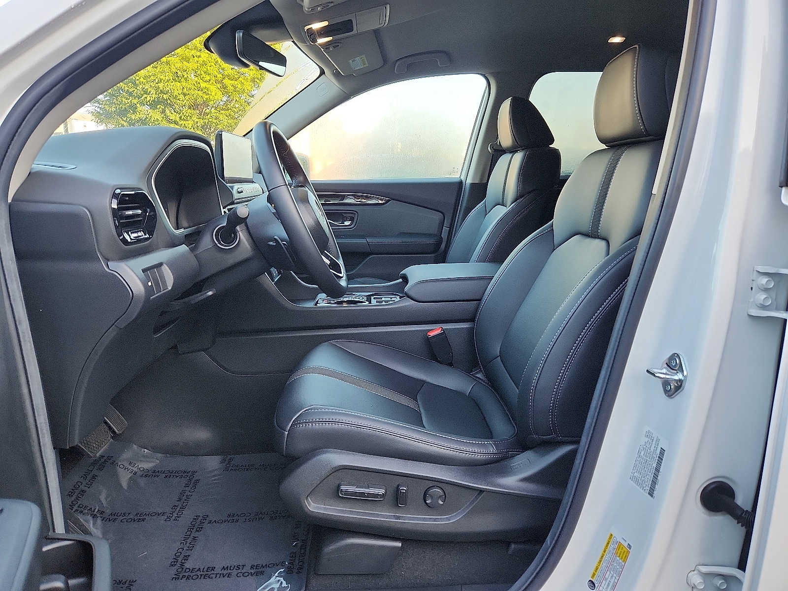 Certified 2026 Honda Passport RTL image 13