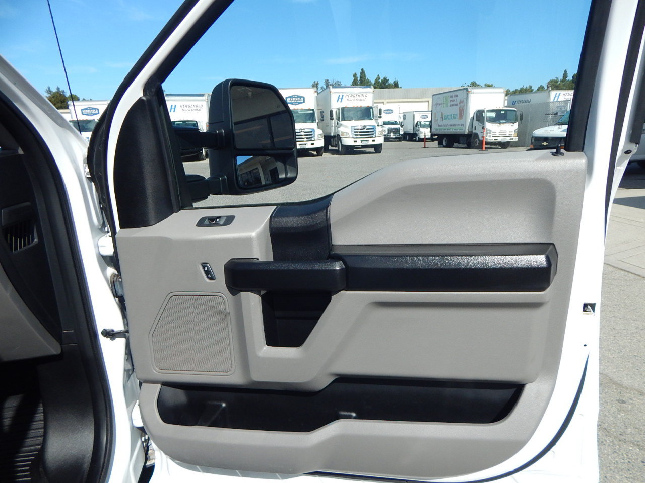 Used 2018 Ford F250 XL w/ Power Equipment Group RWD image 17