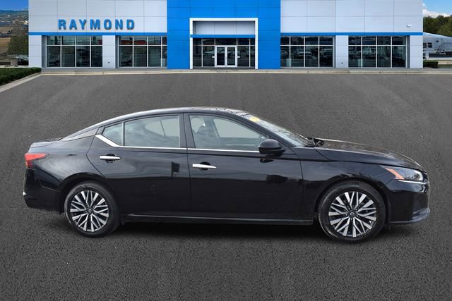 Used 2023 Nissan Altima 2.5 SV video 2