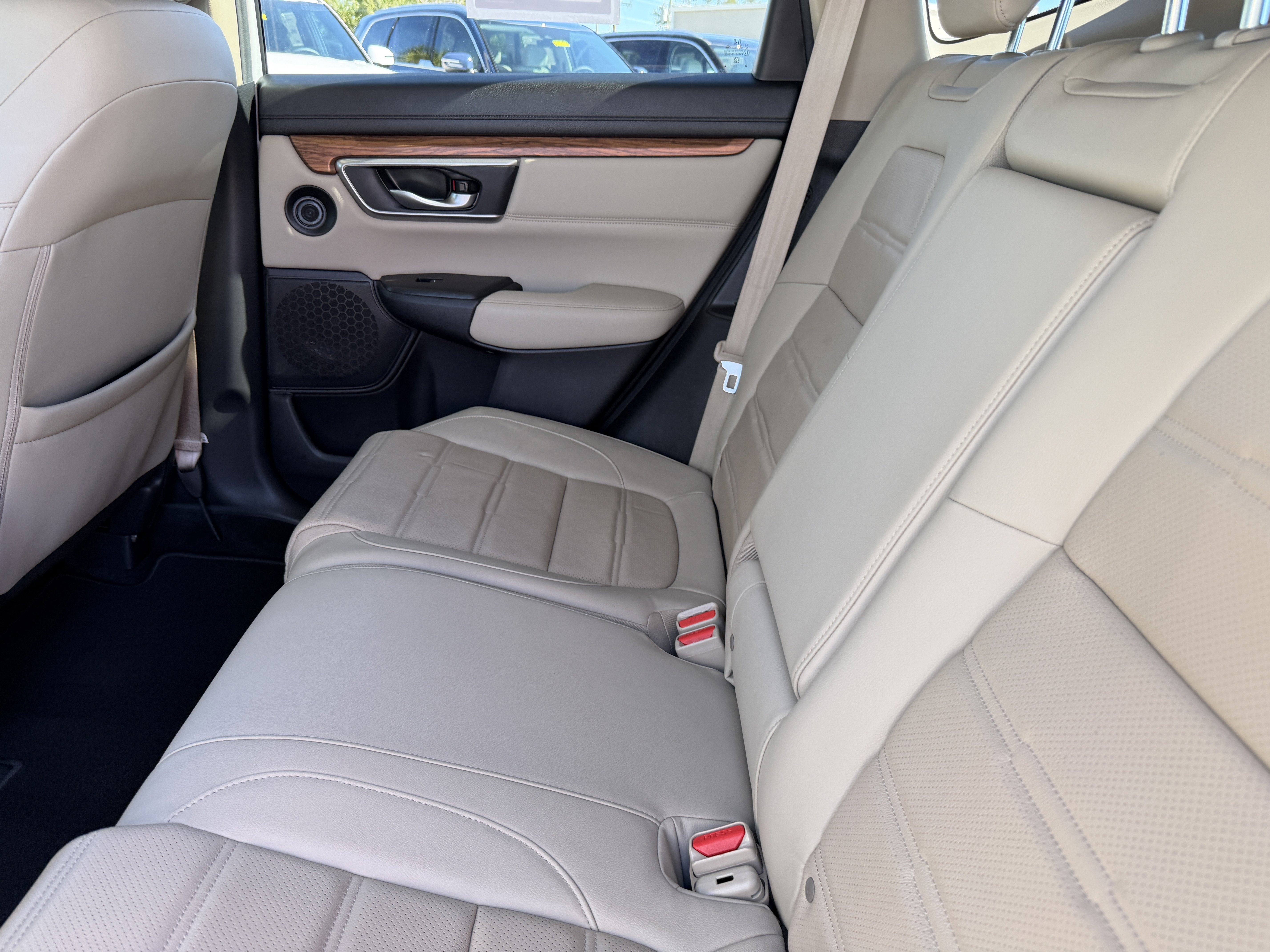 Used 2022 Honda CR-V Touring image 19