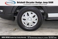 Used 2022 Ford E-Transit 148 High Roof Extended RWD image 9