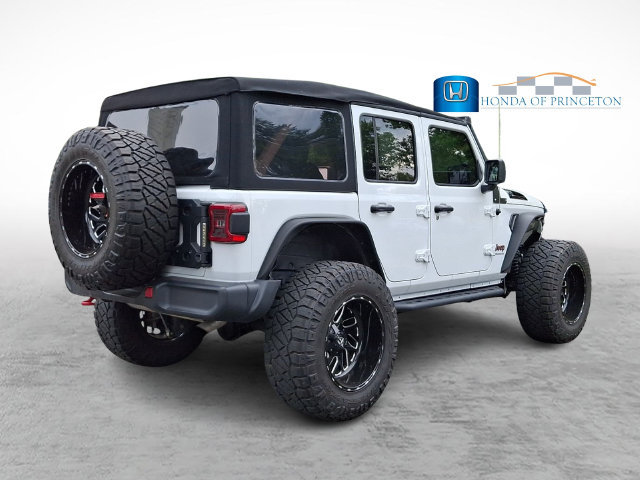 Used 2023 Jeep Wrangler Unlimited Rubicon w/ LED Lighting Group AWD/4WD image 6