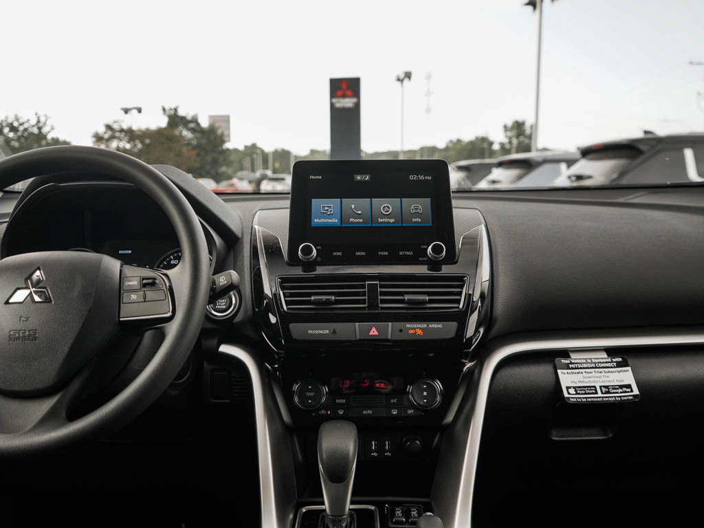 New 2026 Mitsubishi Eclipse Cross LE AWD/4WD image 15