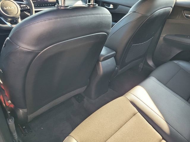 Used 2023 Kia Forte GT-Line w/ GT-Line Premium Package image 12