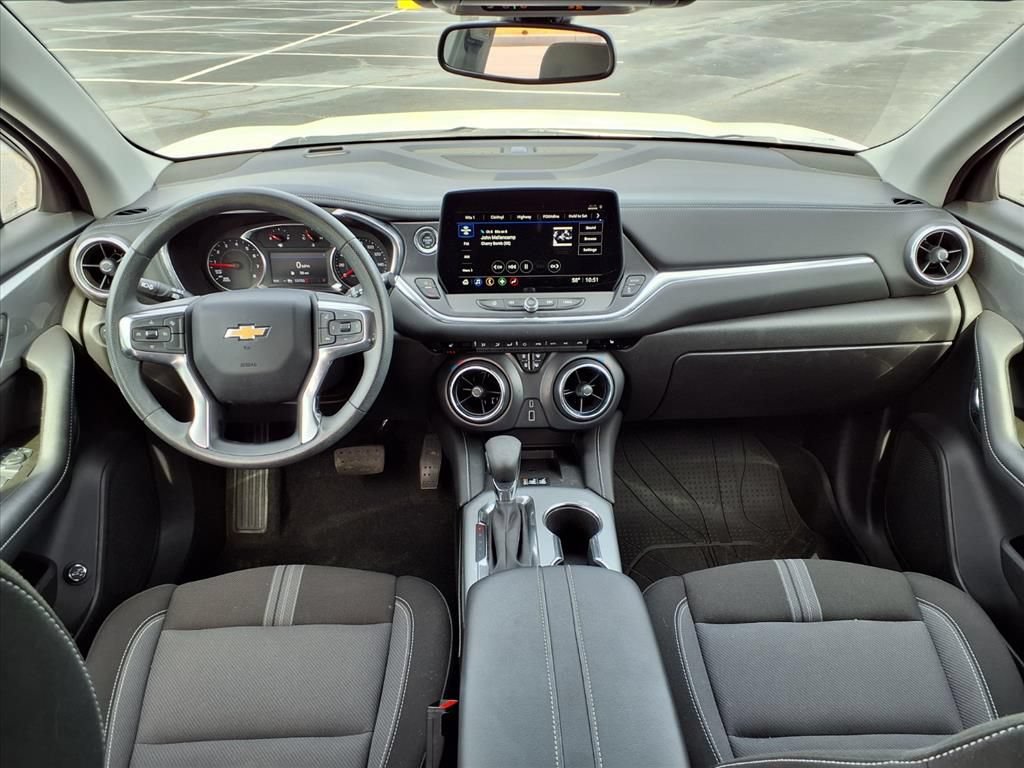 Used 2024 Chevrolet Blazer LT w/ Convenience Package FWD image 26