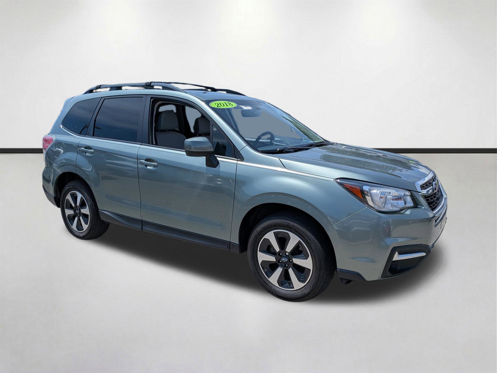 Used 2018 Subaru Forester 2.5i Premium AWD/4WD image 1