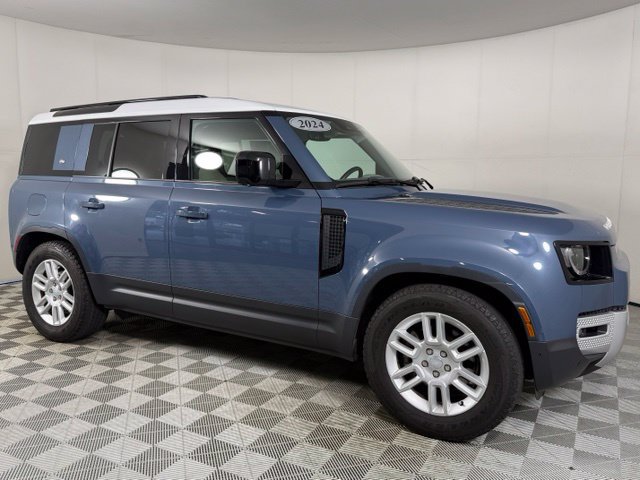 Used 2024 Land Rover Defender 110 S AWD/4WD image 10