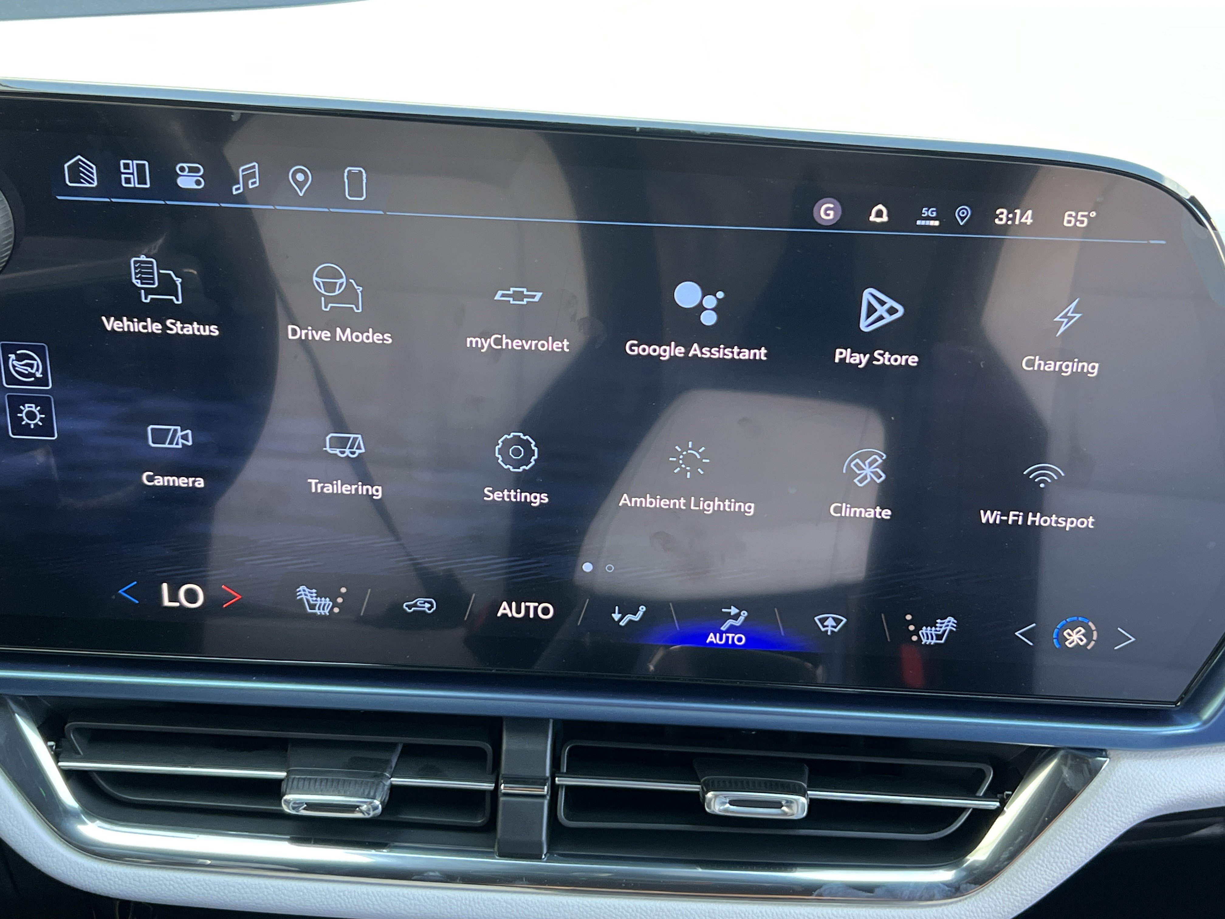 New 2026 Chevrolet Equinox EV LT FWD image 12