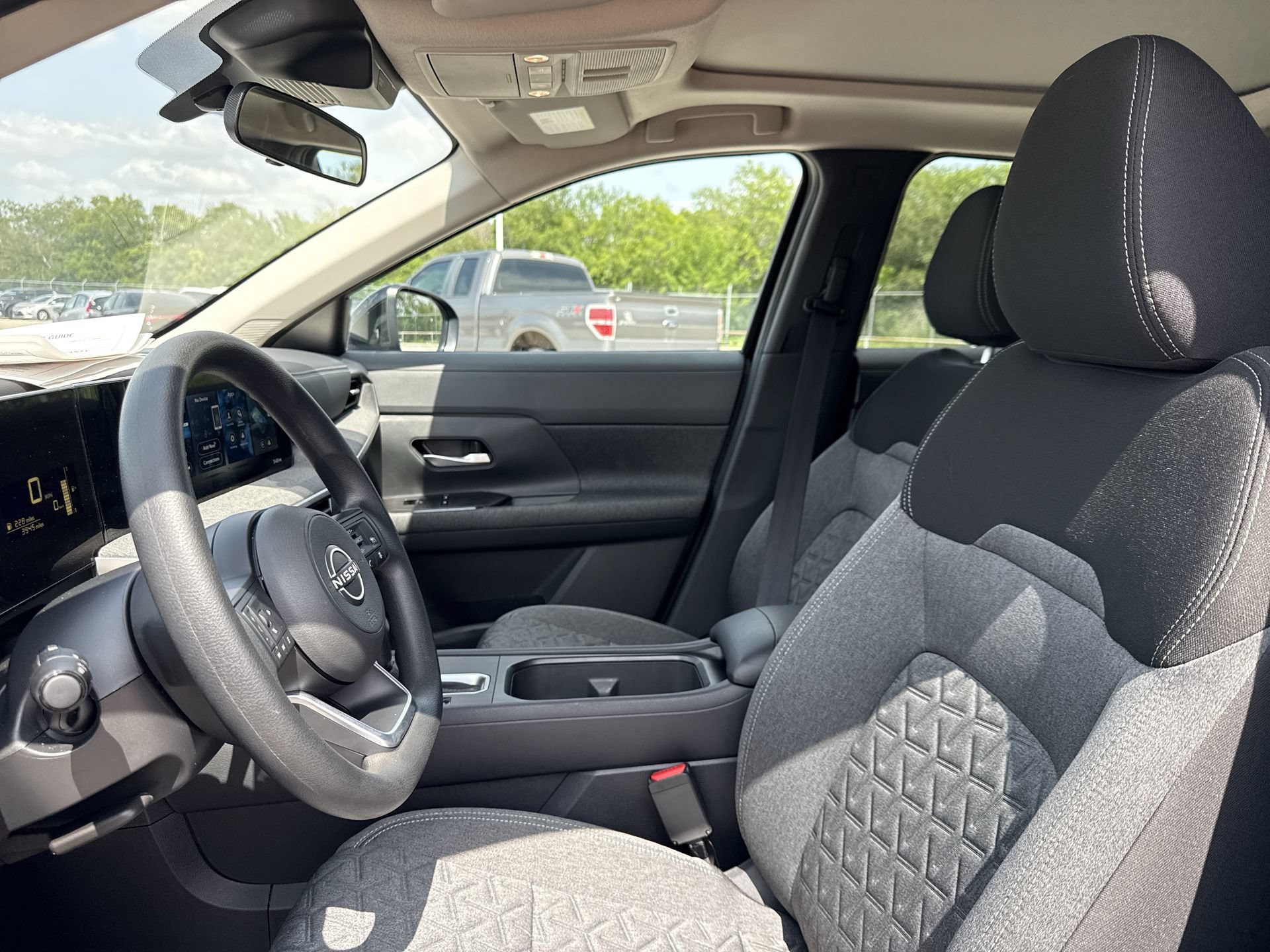 Used 2026 Nissan Kicks SV w/ SV Premium Package AWD/4WD image 13