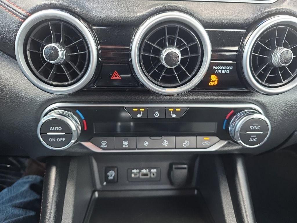 Used 2024 Nissan Sentra SR w/ SR Premium Package image 22